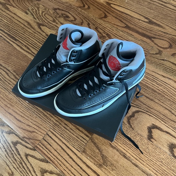 BIG KID'S AIR JORDAN 2 RETRO - "BLACK CEMENT" - Picture 5 of 7